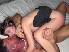 Большой член, Минет, Затыкание рта, Домашнее видео, Киски, Жесткий секс, Развязные, Тату