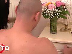 Leie, Arsch, Blasen, Braunhaarige, Hardcore, Hd, Japanische massage, Sohn