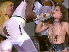 Enthousiasteling, Pijpbeurt, Sperma shot, Sperma in gezicht, Handbeurt, Moeder die ik wil neuken, Tiener