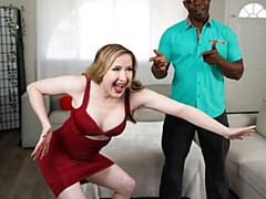 Gros cul, Grosse bite, Gros seins, Sucer une bite, En levrette, Interracial