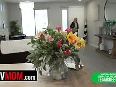 Oliver Faze & Audrey Madison's hot pussy playtime in POV