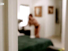 Gros seins, Sucer une bite, Mère que j'aimerais baiser, Pov, Rousse roux, Tabou, Tatouage, Nénés