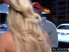 Большой член, Блондинки, Семяизвержение, Сперма на лице, Межрасовый секс, Поцелуи, Киски, Наездница