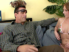 デカ尻, デカチン, フェラチオ, 顔射, なめる, 剃毛, フェラする, ティーン