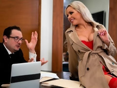 Cul, Blonde, Sucer une bite, En levrette, Branlette thaïlandaise, Mère que j'aimerais baiser, Dénudage, Tatouage