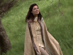 Brunette brune, Doigter, Béant, Masturbation, De plein air, Maigrichonne, Dénudage, Nénés