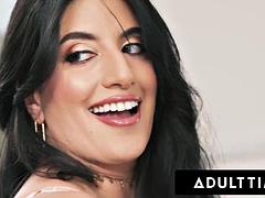 Gorda, Tetas grandes, Mamada, Corridas, Sexo duro, Aceite, Realidad, Tetas