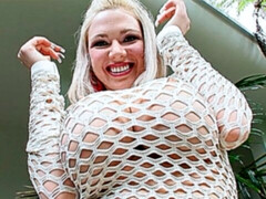 Grosse titten, Blondine, Klaffend, Masturbation, Im freien, Rasiert, Solo, Titten