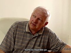 Sucer une bite, Tchèque, Papa, Hd, Mature, Fils, Adolescente