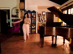 Gros seins, Plantureuse, Érotique, Lesbienne, Seins naturels, Orgasme, Rasée, Nénés