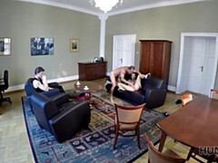 18 ans, Brunette brune, Couple, Hard, Hd, Argent, Pov, Public