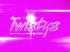 Grosse titten, Blondine, Vollbusig, Masturbation, Natürlichen titten, Solo, Titten