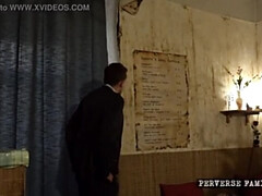 Rubia, Garganta profunda, Familia, Fetiche, Penetracion con dedos, Penetracion con puños, Besar, Orgasmo