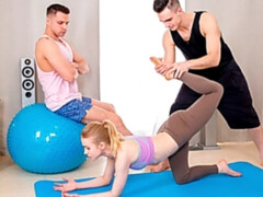 Culo, Rubia, Mamada, Sexo duro, Hombre hombre mujer, Deporte, Trio, Tetas