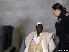 Gros cul, Grosse bite, Gros seins, Noire, Tir de sperme, Mature, Mère que j'aimerais baiser, Uniforme