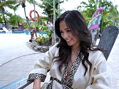 Anal, Asiatique, Grosse bite, Noire, Noir ébène, Interracial, Nénés, Jouets