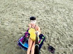 Leie, Grosser arsch, Grosse titten, Blasen, Braunhaarige, Frau, Öffentlich, Solo