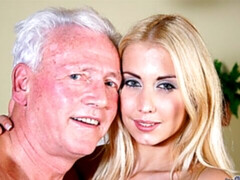 Blondine, Blasen, Handjob, Lingerie, Krankenschwester, Strümpfe, Jungendliche (18+), Titten