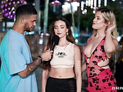 18 jahre, Grosser arsch, Grosser schwanz, Blasen, Hundestellung, Natürlichen titten, Jungendliche (18+), Titten