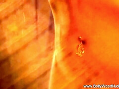 Arabisch, Asiatisch, Schwarz, Erotisch, Frau, Interrassisch, Solo, Scherzbold