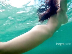 Tetas grandes, Morena, Desnudo, Tetas naturales, Al aire libre, Solo