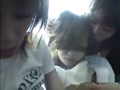 Asiatique, Sucer une bite, Fétiche, Doigter, Lesbienne, Masturbation, Mamelons, Adolescente