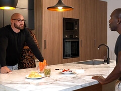 Большая жопа, Большой член, Минет, Брюнетки, Секс без цензуры, Мастурбация, Порнозвезда, Свингеры