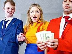 18 jahre, Grosser arsch, Grosser schwanz, Blasen, Hundestellung, Flotter vierer, Natürlichen titten, Jungendliche (18+)