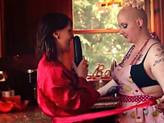 Doigter, Léchez, Lingerie, Masturbation, Mère que j'aimerais baiser, Chatte, Rasée, Dénudage