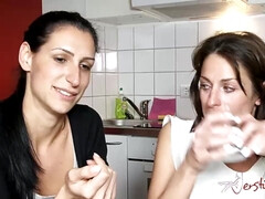 Enthousiasteling, Kont, Grote kont, Grote mammen, Bruinharig, Rijpe lesbienne, Moeder die ik wil neuken, Tiener