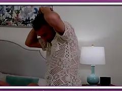 69, Tir de sperme, Gorge profonde, En levrette, Doigter, Naturelle, Douche, Fessée