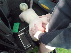 Culo, Beso negro, Mamada, Coche, Estilo perrito, Corridas faciales, Lamidas, Tetas