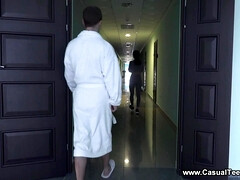 Минет, Одноклассница, Семяизвержение, Гостиница, Поцелуи, Белье, Наездница, Сиськи