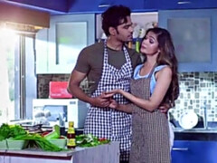 Grosse titten, Vollbusig, Prominente, Hundestellung, Selbstgemacht, Mutti, Natürlichen titten, Titten