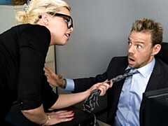 Anal, Gros cul, Grosse bite, Blonde, Sucer une bite, En levrette, Mère que j'aimerais baiser, Jarretelles