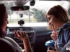 Grote kont, Pijpbeurt, Hondjeshouding, Vingeren, Moeder die ik wil neuken, Strippen, Tatoeage, Tieten likken