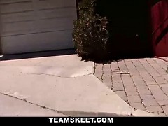 Красотки, Реалити, Сосущие