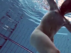 美女, プール, 公共, 赤毛, 一人, ティーン, オッパイの, 水中