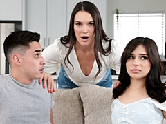 18 jaar, Grote kont, Grote lul, Pijpbeurt, Hondjeshouding, Natuurlijke tieten, Tiener, Tieten likken