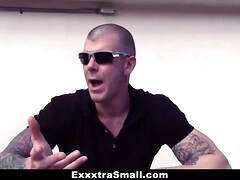 Blondine, Hundestellung, Behaart, Zierlich, Schreiend, Dürr, Jungendliche (18+), Titten