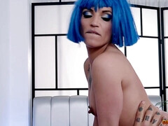 18 jahre, In den arsch, Grosse titten, Blasen, Schwanz, Hardcore, Zierlich, Jungendliche (18+)