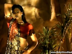 Brunette brune, Hd, Mère que j'aimerais baiser, Nue  à poil, Naturelle, Nue, Se déshabiller, Allumeuse