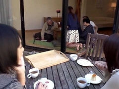 Leie, Asiatisch, Arsch, Gruppe, Hardcore, Japanische massage, Muschi, Titten