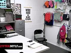 Shoplyfter mylf - blonda hotty kneels in front of the security officer to avoid problems