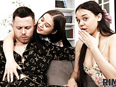 デカ尻, デカチン, フェラチオ, 茶髪の, バック, 女 人男 人, 自然山雀, ティーン