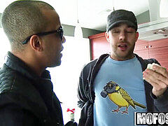 黒人, フェラチオ, 中出し, 手コキする