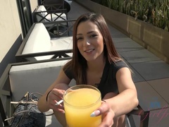 Leie, Bikini, Freundin, Latina, Pov, Dusche, Abendanzug, Titten