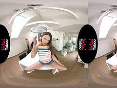 Brunette brune, Masturbation, Réalité, Adolescente, Nénés