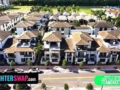 Жопа, Грязные слова, Вчетвером, Чудовищные размеры, Оргии, Вечеринка, Тощие, Молоденькие