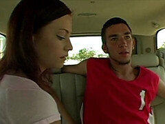 Amateur, Grosse bite, Brunette brune, Voiture, Doigter, Branlette thaïlandaise, Masturbation, De plein air